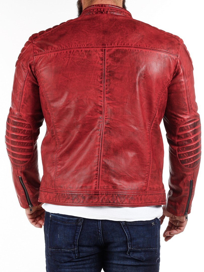 B-rd-us-byton-dirty-red (8)