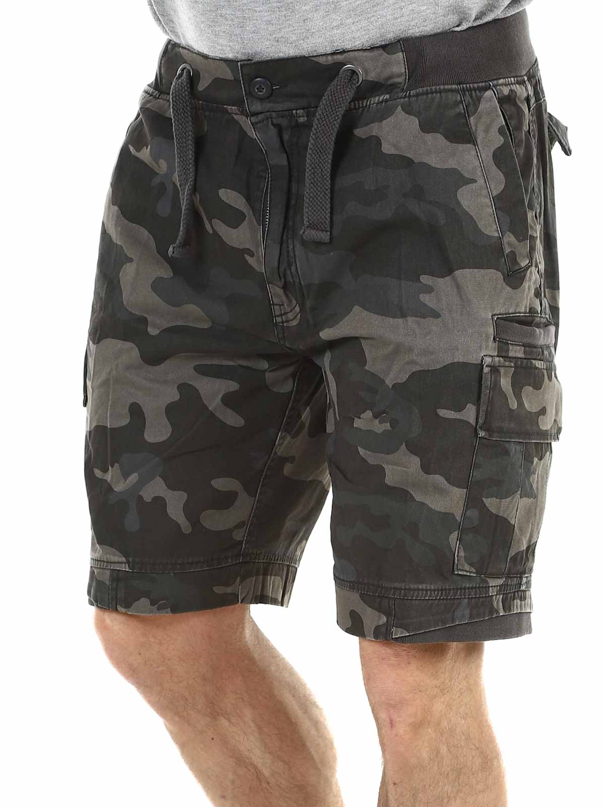Brandit Packham Vintage Shorts - Dark Camo 2023-4_6.jpg