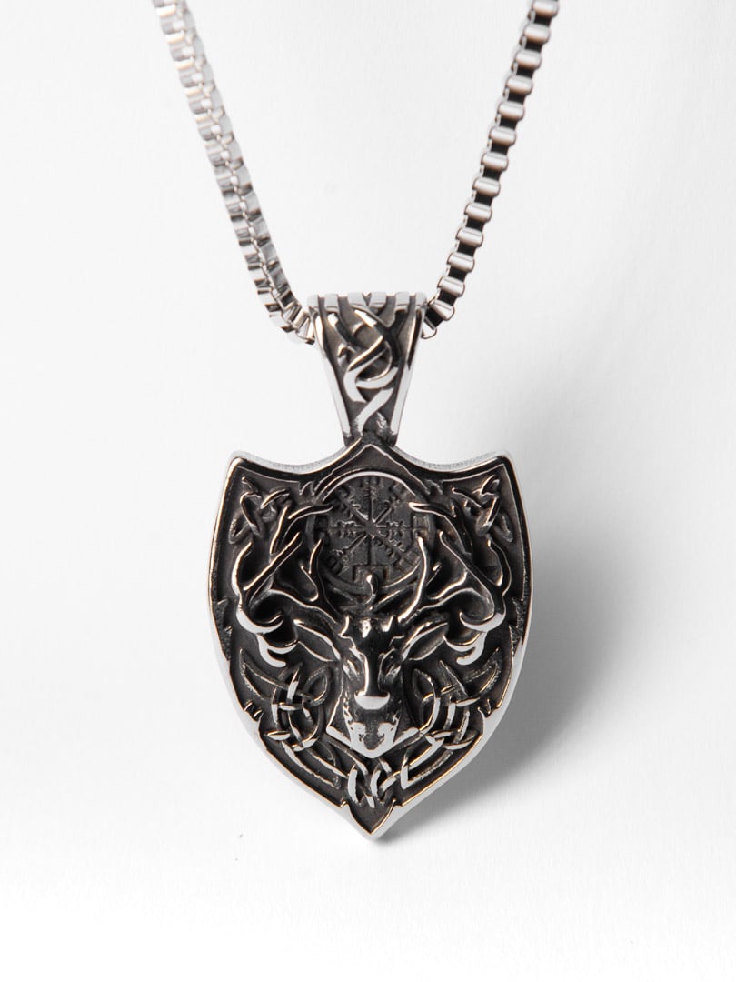Deer-Shield-Halskjede-1-2.jpg