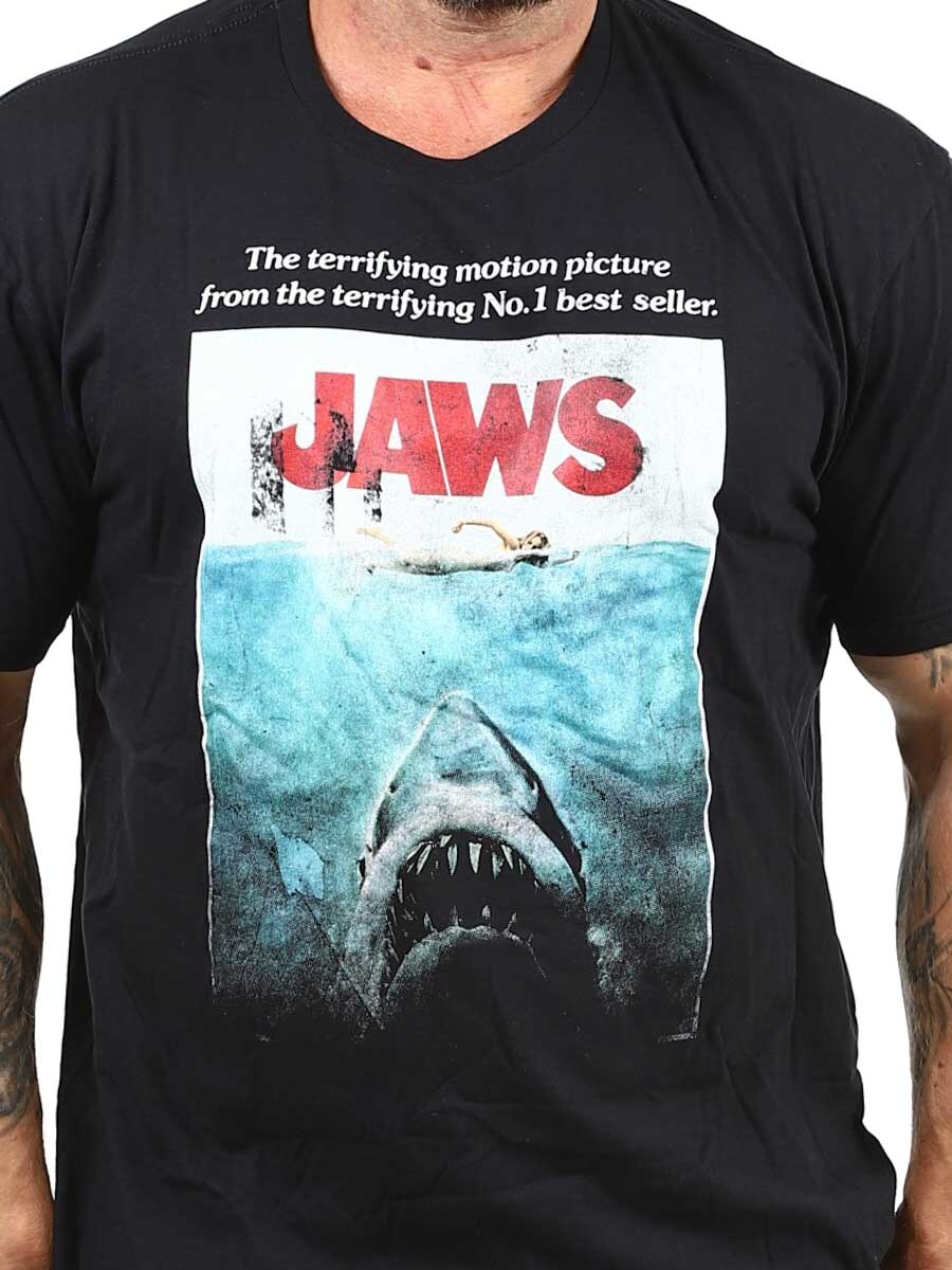 Jaws Tshirt black_1-2.jpg