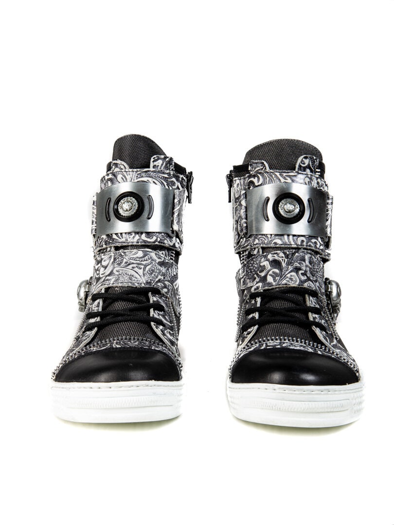 Skull New Rock Sneakers - White/Black