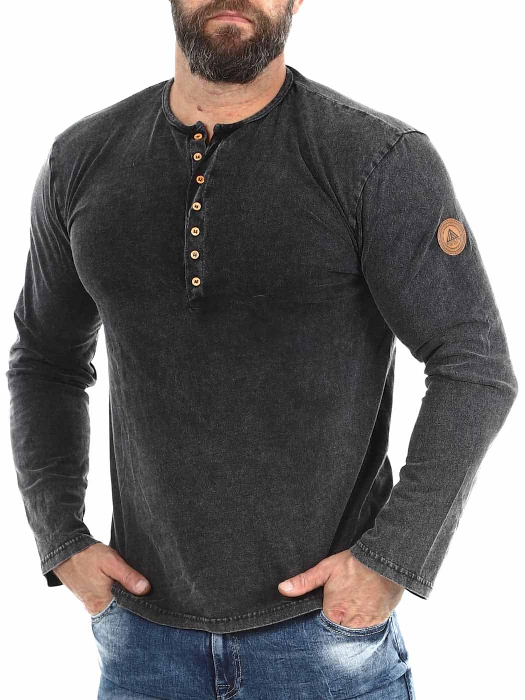 RD Henley Longsleeve Black-3.JPG