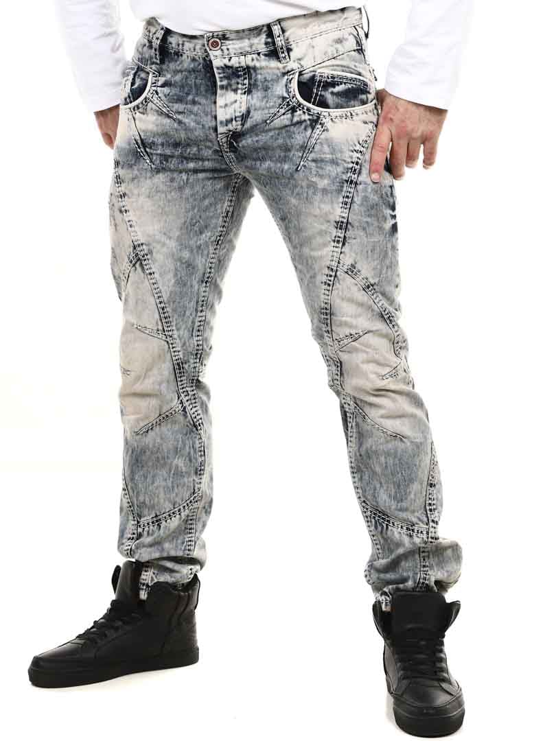 Ripped_Ergon_CipoBaxx_Jeans3.jpg