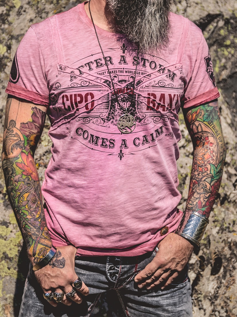 VINTAGE CALI CIPO & BAXX TEE - RØD