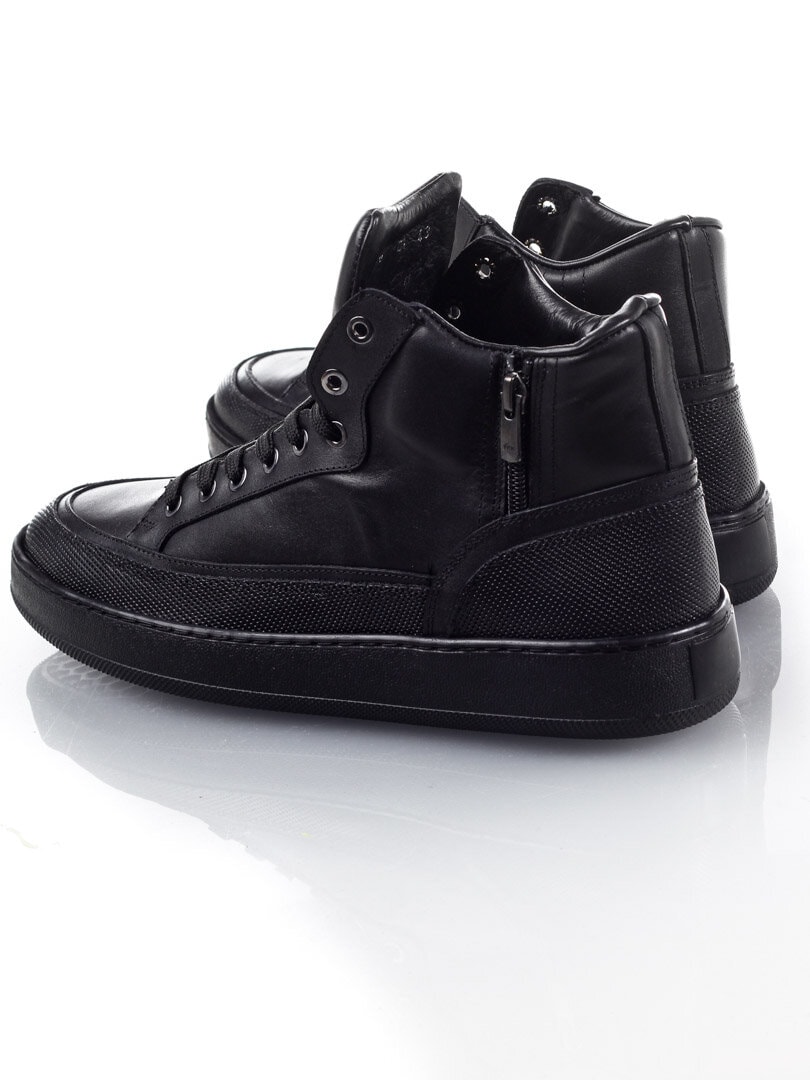 RD Carbon Leather Sneakers - Svart