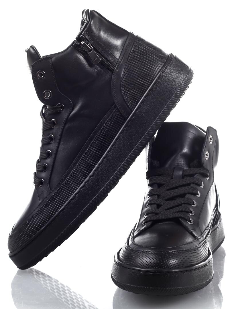RD Carbon Leather Sneakers - Svart