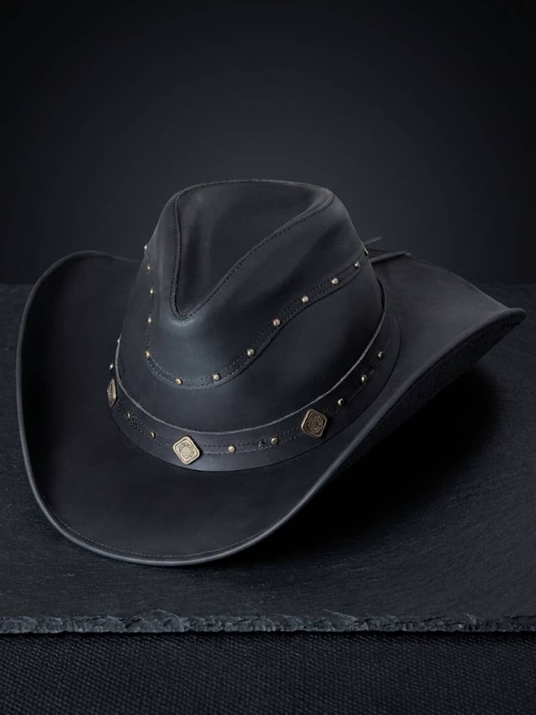 dundee leatherhat main.jpg